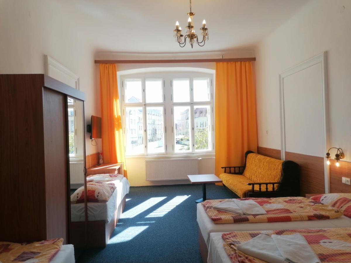 Hotel Morava Znojmo Kültér fotó
