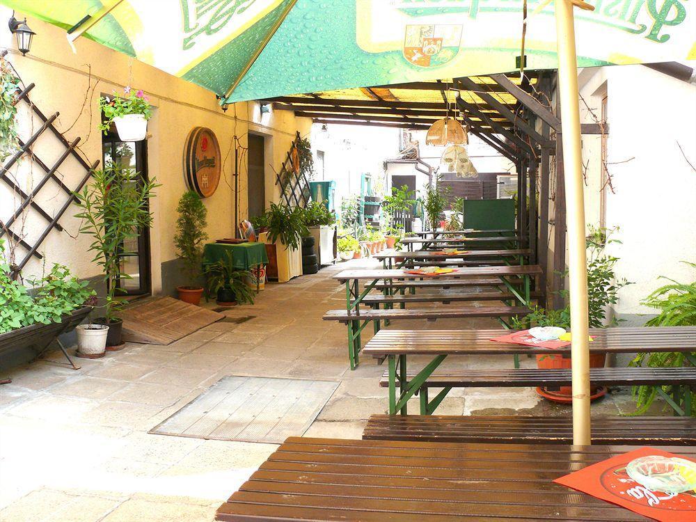 Hotel Morava Znojmo Kültér fotó