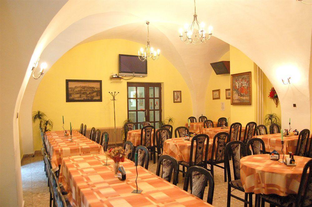 Hotel Morava Znojmo Kültér fotó