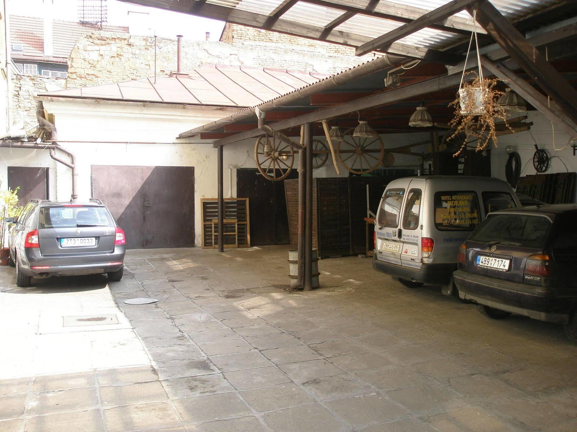 Hotel Morava Znojmo Kültér fotó