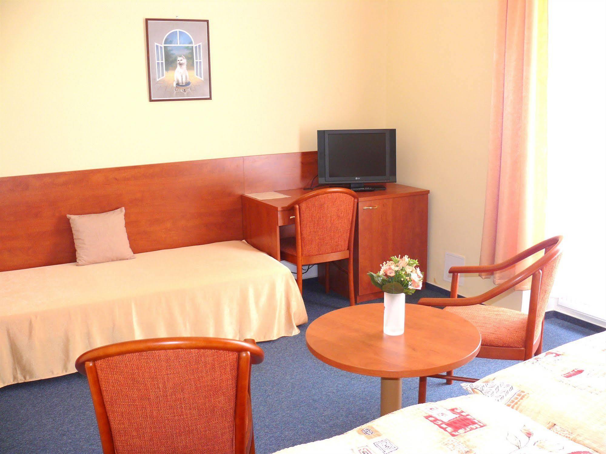 Hotel Morava Znojmo Kültér fotó