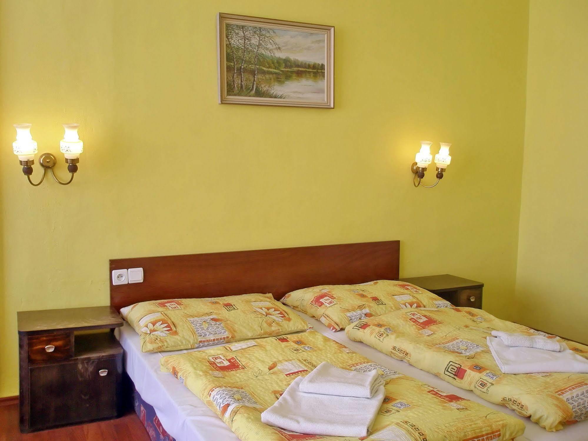 Hotel Morava Znojmo Kültér fotó